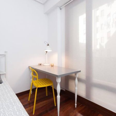 Apartamento Con Parking Privado Cerca De Zurriola San Sebastian Buitenkant foto